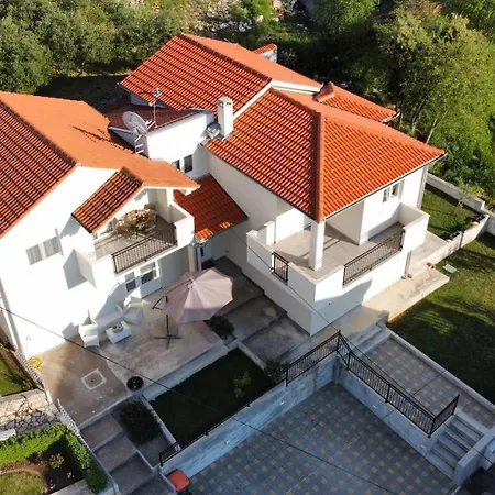 Ema Apartmán *