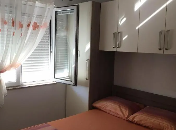 Ema Apartament *